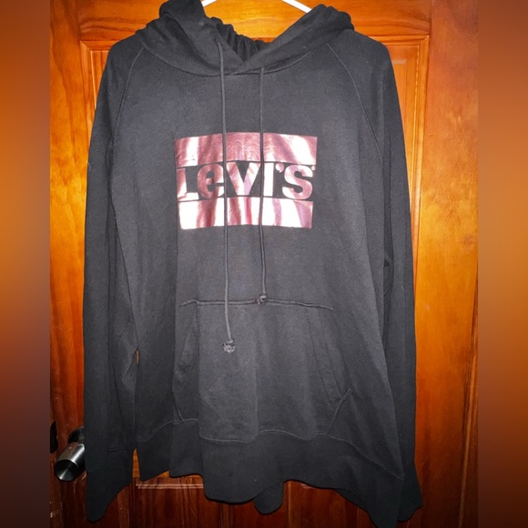 Tops - Levi’s Drawstring Hoodie